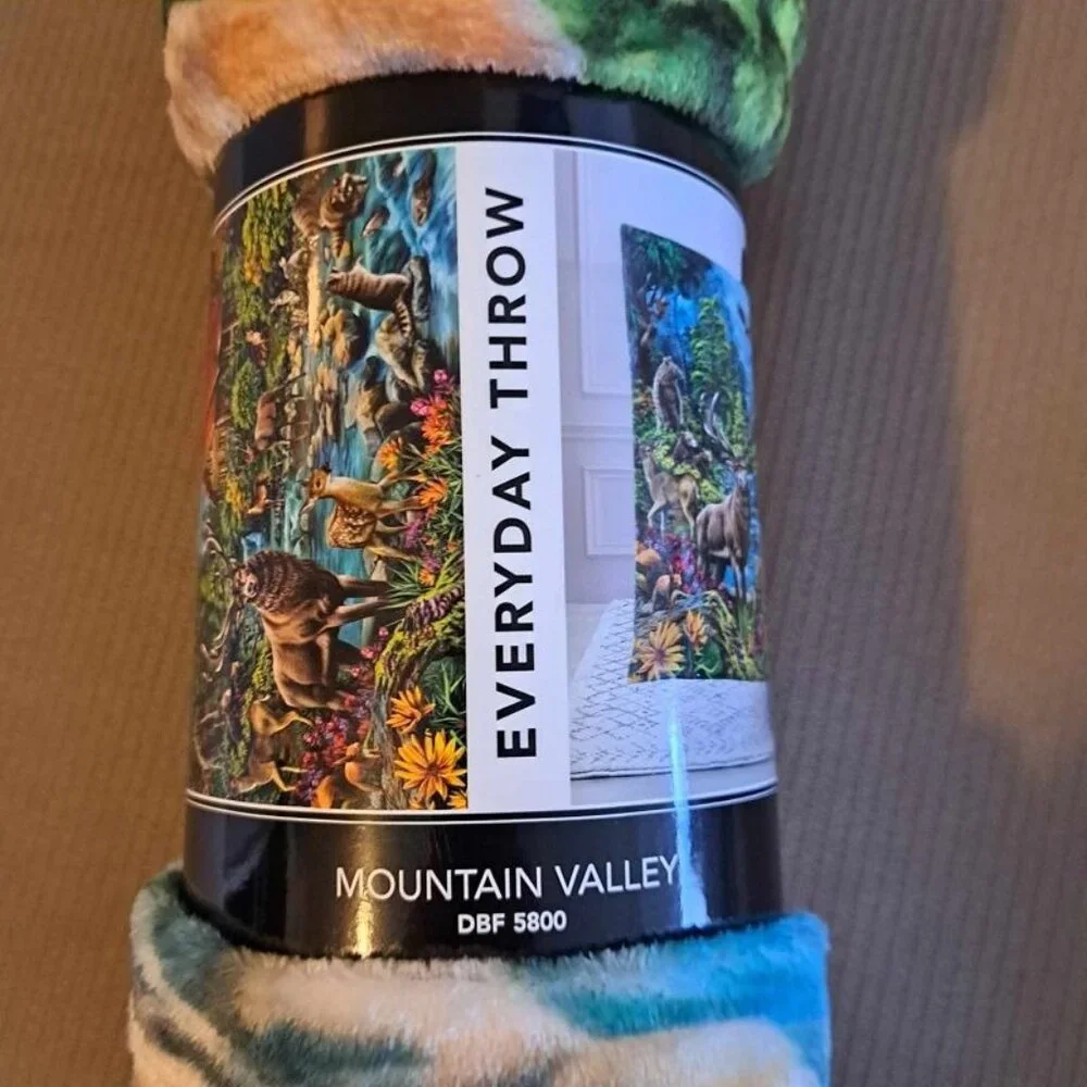 New Deer Forest Throw Blanket Wildlife Scene Fawn Bear Cabin Plush Outdoors NIP